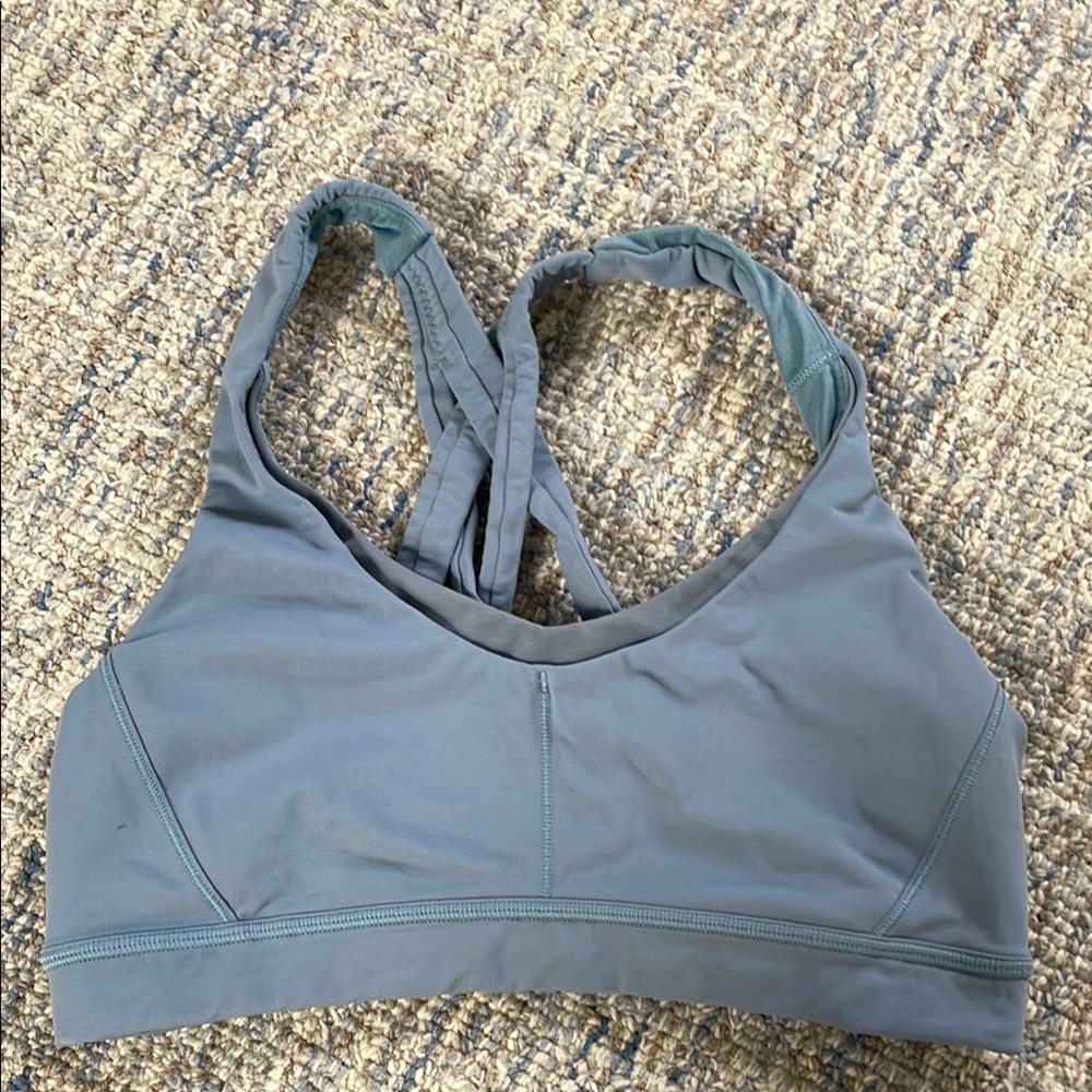 Lululemon Blue Pockets Sports Bra Size APPROXIMATELY 6